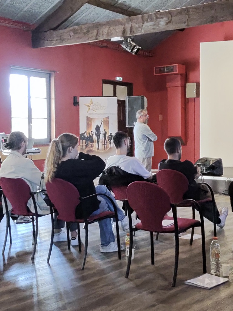 Session de formation Level Up avec les participants et l'intervenant